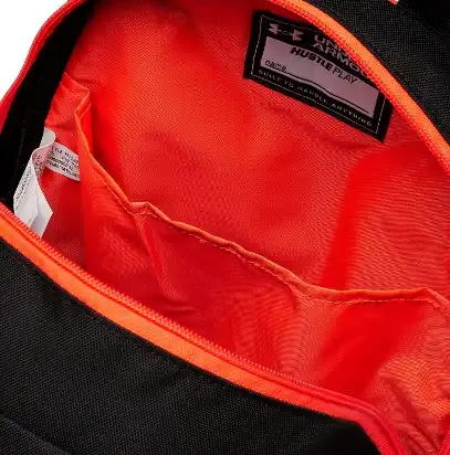MOCHILA UNDER ARMOUR HUSTLE PLAY