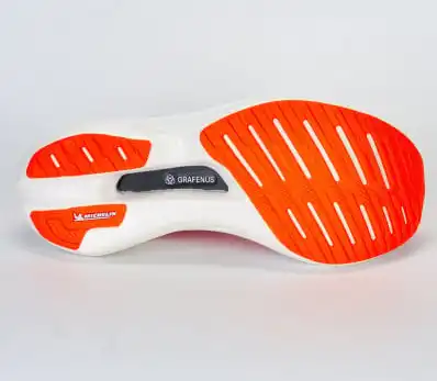 TÊNIS OLYMPIKUS CORRE GRAFENO 3