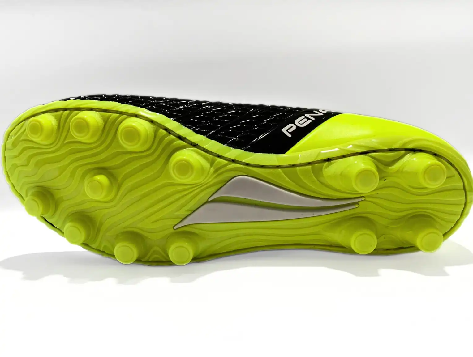 CHUTEIRA PENALTY CAMPO VIENTO