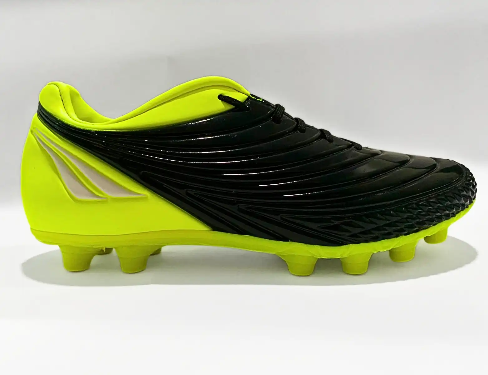 CHUTEIRA PENALTY CAMPO VIENTO